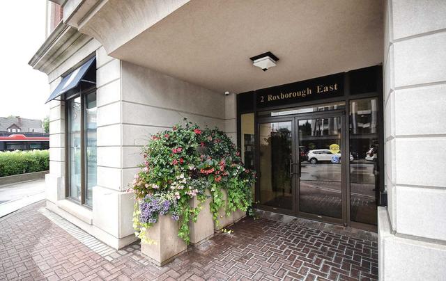 405 - 2 Roxborough St E, Condo with 1 bedrooms, 1 bathrooms and 1 parking in Toronto ON | Image 12