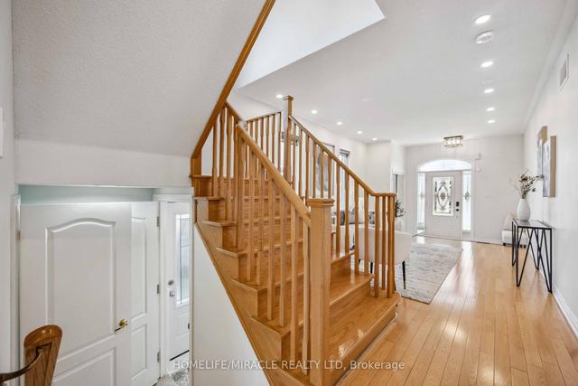16 Fishing Cres S, House detached with 3 bedrooms, 4 bathrooms and 3 parking in Brampton ON | Image 15