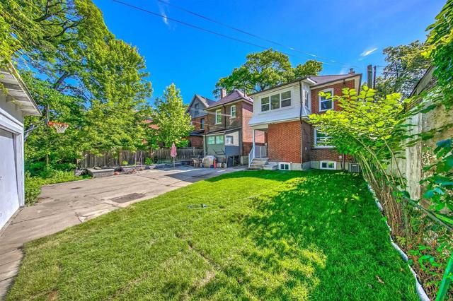 216 Evelyn Ave, House detached with 4 bedrooms, 4 bathrooms and 3 parking in Toronto ON | Image 33