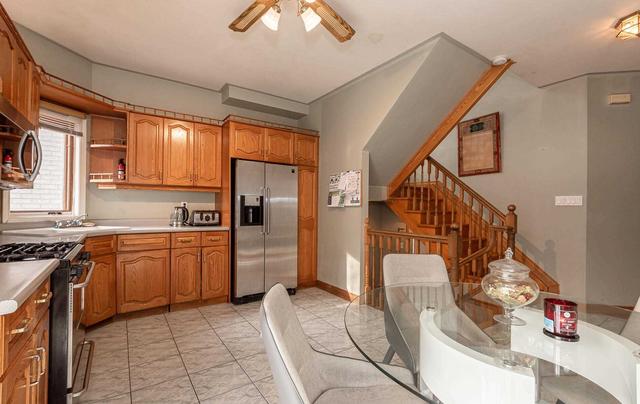 main - 19 Mitchell Ave, House detached with 3 bedrooms, 1 bathrooms and 2 parking in Toronto ON | Image 8