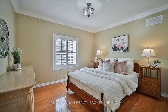 14 Leparc Rd, House detached with 3 bedrooms, 3 bathrooms and 6 parking in Brampton ON | Image 13