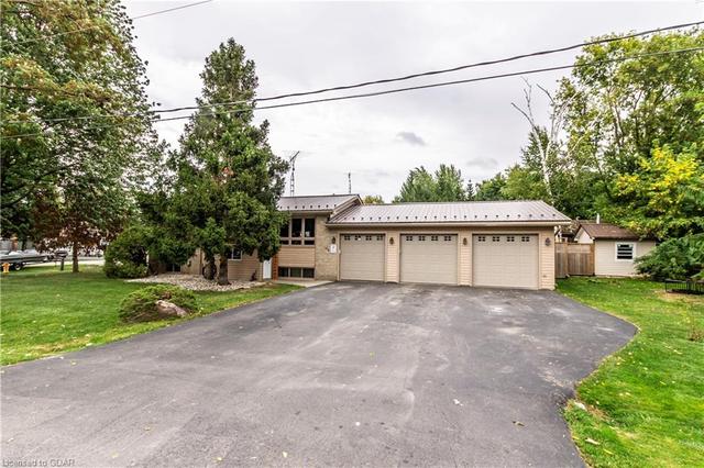 149 Gzowski Street, House detached with 4 bedrooms, 2 bathrooms and 9 parking in Guelph/Eramosa ON | Card Image