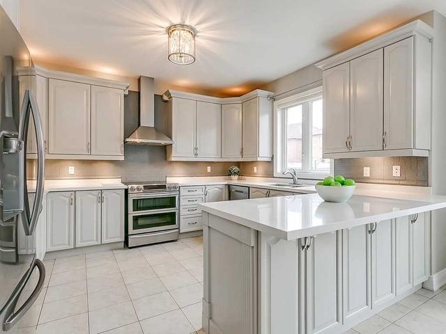 1506 Craigleith Rd, House detached with 4 bedrooms, 5 bathrooms and 4 parking in Oakville ON | Image 7
