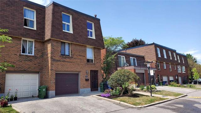 185 Huntingdale Blvd, Townhouse with 3 bedrooms, 2 bathrooms and 1 parking in Toronto ON | Image 1