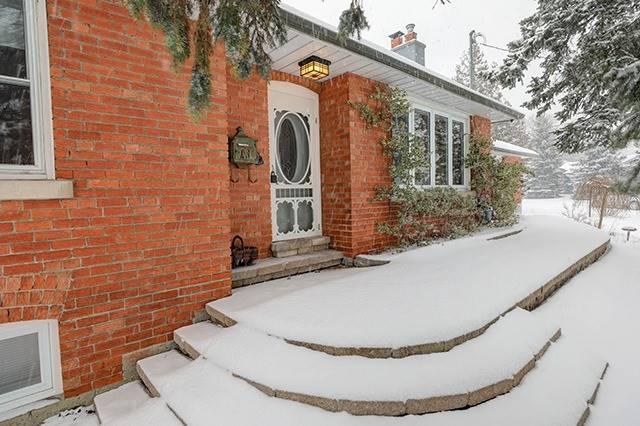 36 Mcnab Blvd, House detached with 3 bedrooms, 2 bathrooms and 6 parking in Toronto ON | Image 2