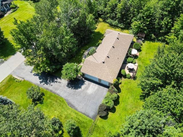 5719 Stuewe Drive, House detached with 4 bedrooms, 2 bathrooms and 10 parking in Ottawa ON | Image 30