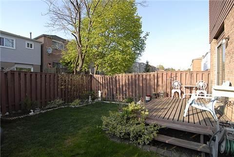 119 Fieldwood Dr, House detached with 3 bedrooms, 4 bathrooms and 2 parking in Toronto ON | Image 20