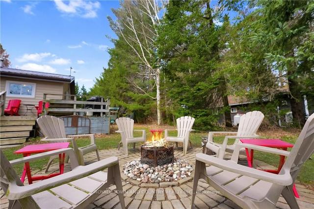 12 Reed Blvd, House detached with 3 bedrooms, 1 bathrooms and 10 parking in Kawartha Lakes ON | Image 21