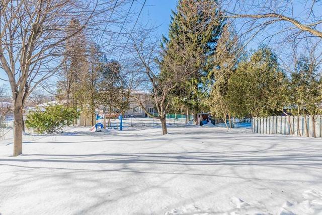2222 Brimley Rd, House detached with 3 bedrooms, 3 bathrooms and 5 parking in Toronto ON | Image 21