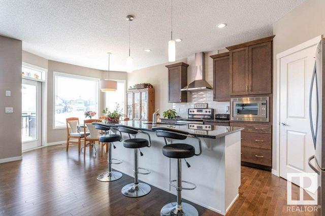 809 Northern Harrier Ln Nw, House detached with 3 bedrooms, 2 bathrooms and null parking in Edmonton AB | Image 4
