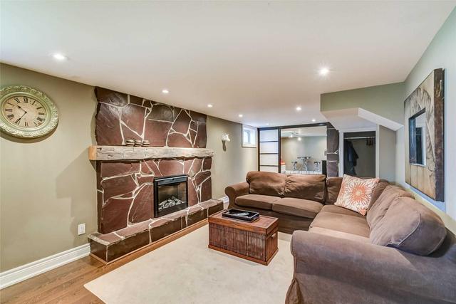 655 Rougemount Dr, House detached with 3 bedrooms, 2 bathrooms and 8 parking in Pickering ON | Image 24