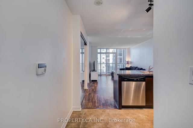 2101 - 3 Michael Power Pl, Condo with 1 bedrooms, 1 bathrooms and 1 parking in Toronto ON | Image 17
