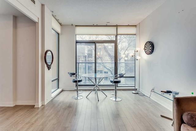 214 - 21 Scollard St, Condo with 1 bedrooms, 1 bathrooms and 1 parking in Toronto ON | Image 8