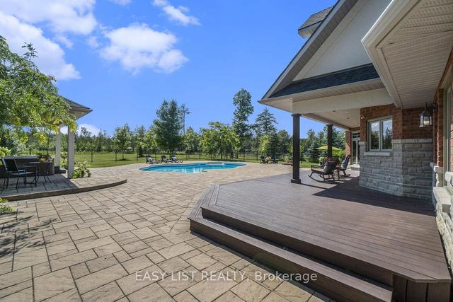 2465 6th Line Rd, House detached with 5 bedrooms, 3 bathrooms and 10 parking in Ottawa ON | Image 25