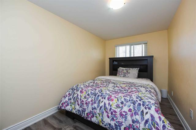 18 Crawford Dr, House semidetached with 3 bedrooms, 4 bathrooms and 3 parking in Brampton ON | Image 24
