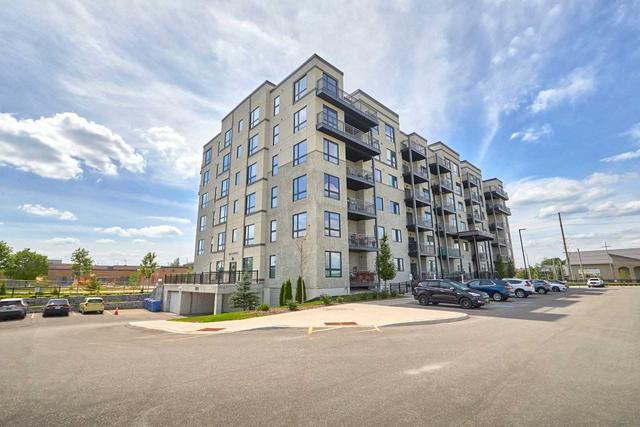 309 - 295 Cundles Rd E, Condo with 3 bedrooms, 2 bathrooms and 1 parking in Barrie ON | Image 1