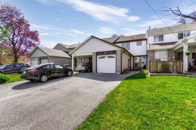8 Traverston Crt, House attached with 3 bedrooms, 2 bathrooms and 4 parking in Brampton ON | Image 1