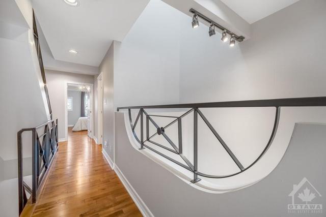 393 Mackay Street, Townhouse with 3 bedrooms, 3 bathrooms and 1 parking in Ottawa ON | Image 18