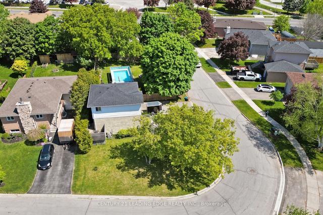 128 Bessborough Rd, House detached with 3 bedrooms, 2 bathrooms and 5 parking in Georgina ON | Image 32