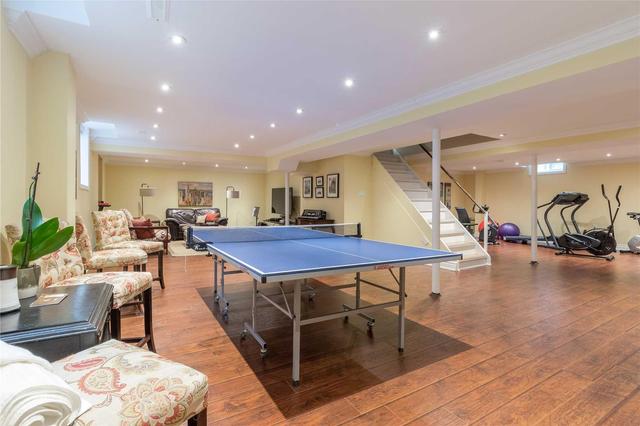 1146 Jonathan Dr, House detached with 5 bedrooms, 6 bathrooms and 4 parking in Oakville ON | Image 17