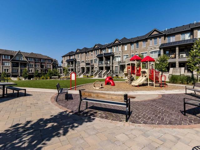 09 - 200 Veterans Dr, House attached with 3 bedrooms, 2 bathrooms and 2 parking in Brampton ON | Image 19