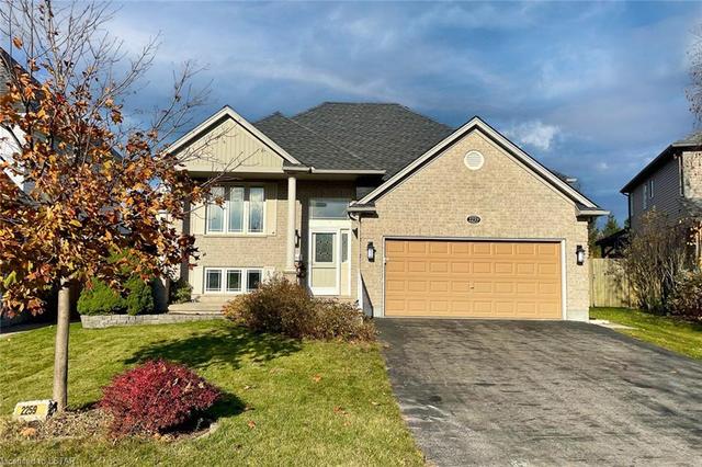 2259 Bellsmith Court, House detached with 4 bedrooms, 3 bathrooms and 6 parking in London ON | Image 1