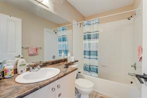 2417 - 1140 Taradale Drive Ne, Condo with 2 bedrooms, 2 bathrooms and 1 parking in Calgary AB | Image 1