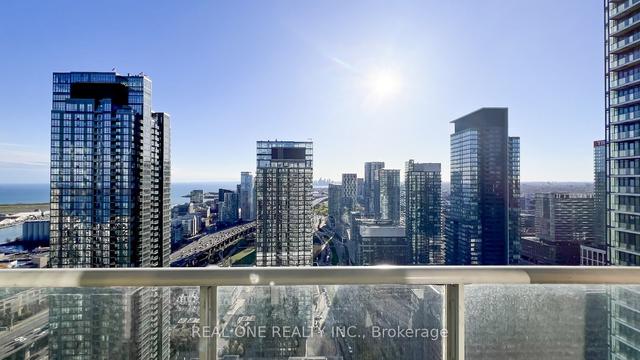 4202 - 10 Navy Wharf Crt, Condo with 2 bedrooms, 2 bathrooms and 2 parking in Toronto ON | Image 10