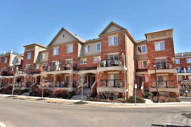 2 - 2464 Post Rd, Townhouse with 2 bedrooms, 2 bathrooms and 2 parking in Oakville ON | Image 1