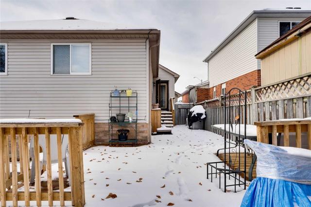 52 Draper Cres, House detached with 3 bedrooms, 3 bathrooms and 3 parking in Barrie ON | Image 32