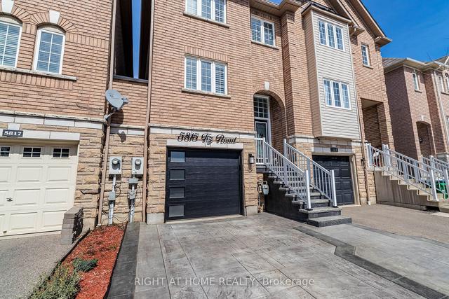 5815 Tiz Rd, House attached with 3 bedrooms, 4 bathrooms and 3 parking in Mississauga ON | Image 12