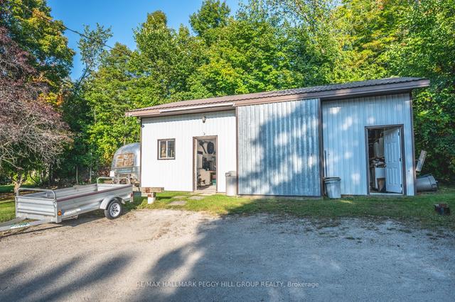 21 Peel St, House detached with 4 bedrooms, 3 bathrooms and 12 parking in Penetanguishene ON | Image 6