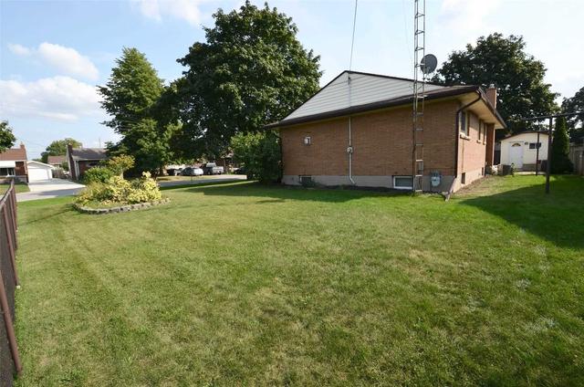 20 Glenellen Dr, House detached with 3 bedrooms, 2 bathrooms and 3 parking in St. Catharines ON | Image 13