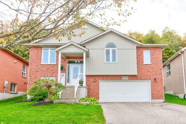 43 Erika Crt, House detached with 3 bedrooms, 3 bathrooms and 4 parking in Kitchener ON | Image 1