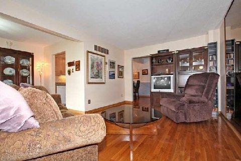 th 85 - 99 Brimwood Blvd, Townhouse with 4 bedrooms, 3 bathrooms and 2 parking in Toronto ON | Image 5