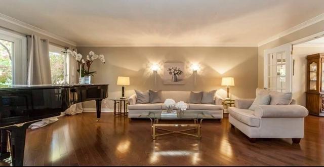 25 Mossgrove Tr, House detached with 4 bedrooms, 4 bathrooms and 5 parking in Toronto ON | Image 14