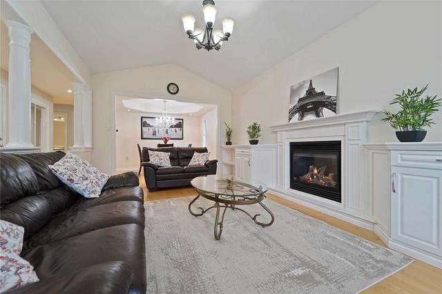 43 Napiermews Dr, House detached with 3 bedrooms, 2 bathrooms and 3 parking in Ajax ON | Image 37