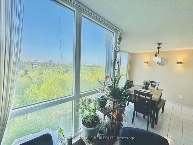 807 - 5 Rowntree Rd, Condo with 2 bedrooms, 2 bathrooms and 1 parking in Toronto ON | Image 11