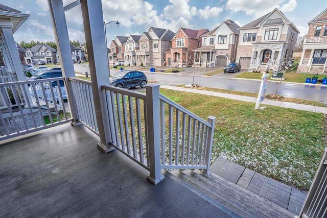 17 Festival Crt, House detached with 4 bedrooms, 3 bathrooms and 3 parking in East Gwillimbury ON | Image 23