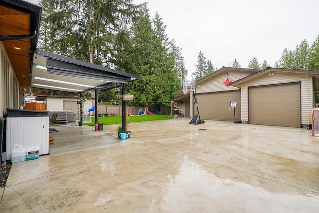 19904 36 Avenue, House detached with 3 bedrooms, 2 bathrooms and 6 parking in Langley BC | Image 25