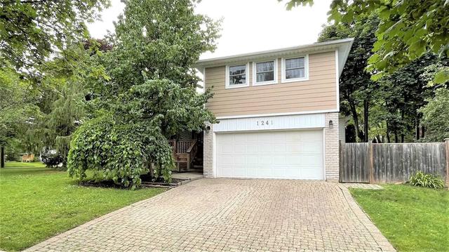 1241 Lakeview Dr, House detached with 3 bedrooms, 4 bathrooms and 2 parking in Oakville ON | Image 12