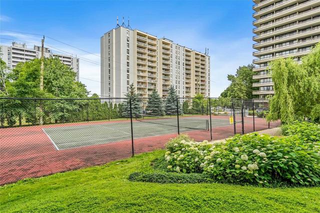 1212 - 8111 Yonge St, Condo with 3 bedrooms, 2 bathrooms and 1 parking in Markham ON | Image 30