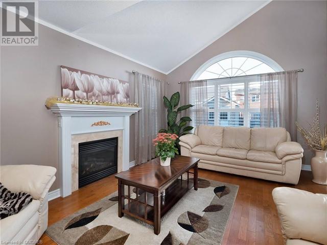 257 Wright Crescent, House detached with 5 bedrooms, 3 bathrooms and 4 parking in Niagara on the Lake ON | Image 11