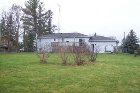 8717 Old Conc. Rd 2 St, House detached with 3 bedrooms, 2 bathrooms and 8 parking in Midland ON | Image 2