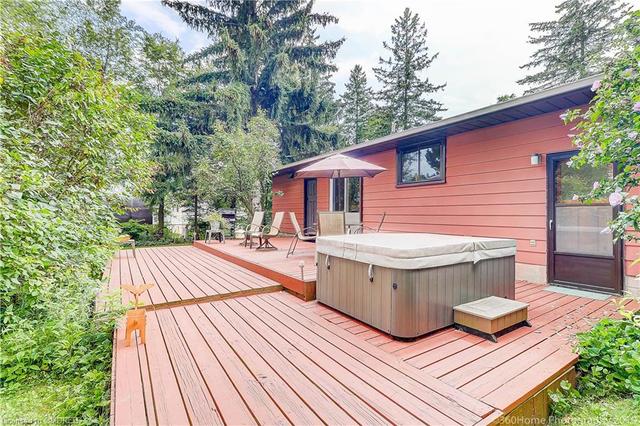 8567 Esquesing Line, House detached with 3 bedrooms, 2 bathrooms and 7 parking in Milton ON | Image 17