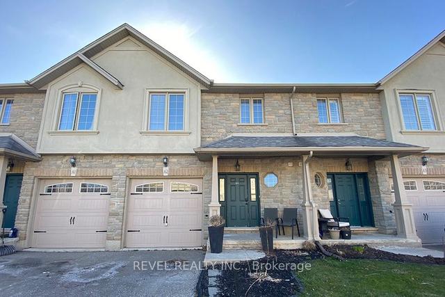 a2 - 12 Brantwood Park Rd, Townhouse with 3 bedrooms, 3 bathrooms and 2 parking in Brantford ON | Image 1