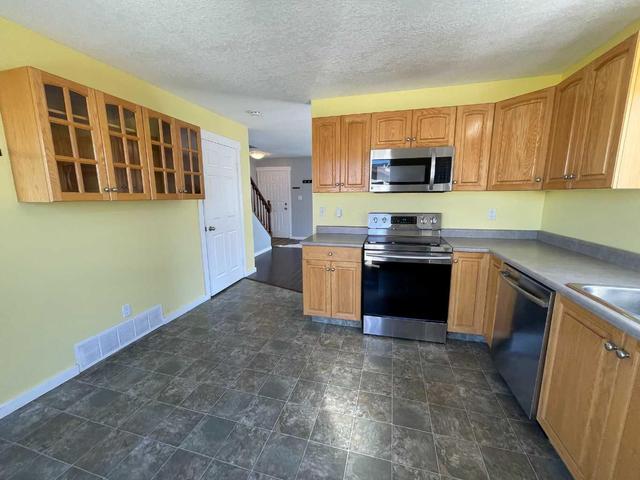 401 Boutin Avenue, House detached with 3 bedrooms, 1 bathrooms and 2 parking in Hinton AB | Image 7