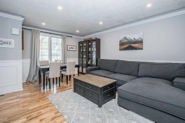 202 Pinedale Dr, House semidetached with 3 bedrooms, 2 bathrooms and 3 parking in Kitchener ON | Image 20