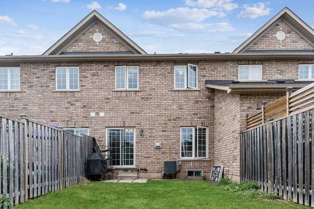 2411 Shadow Crt, House attached with 3 bedrooms, 3 bathrooms and 3 parking in Oakville ON | Image 33