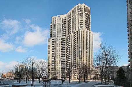 tph01 - 35 Kingsbridge Garden Circ, Condo with 2 bedrooms, 2 bathrooms and 2 parking in Mississauga ON | Image 1